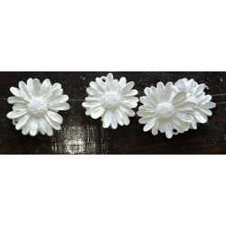 Margaretele, figurine simple din ipsos nepictate