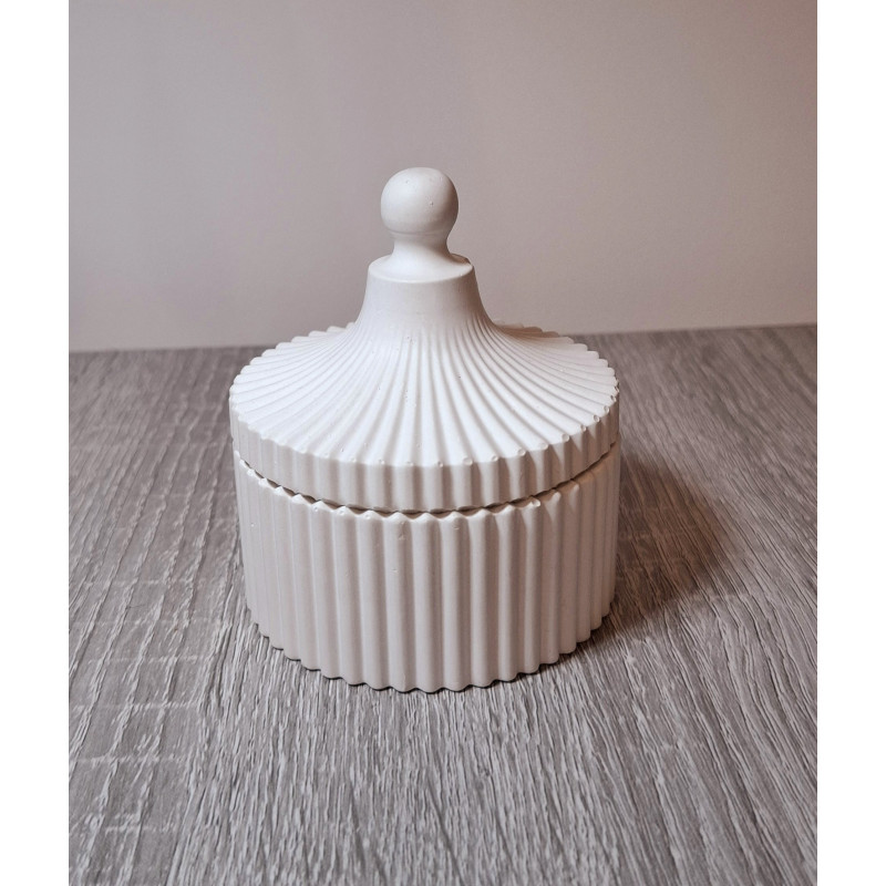 Bombonieră din ipsos nepictată